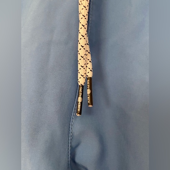 Salty Crew Shorts Pockets Adjustable Waist - Picture 5 of 10